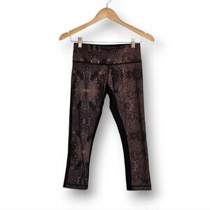 Lululemon Wunder Under Crop II Golden Godess Size 4 Active Leggings Brown Black‎